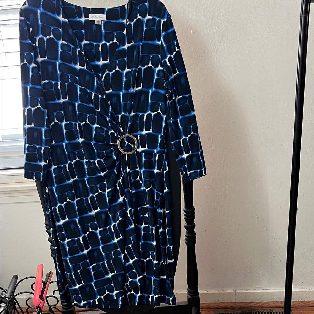 Calvin Klein Blue and White Patterned Long Sleeve Dress